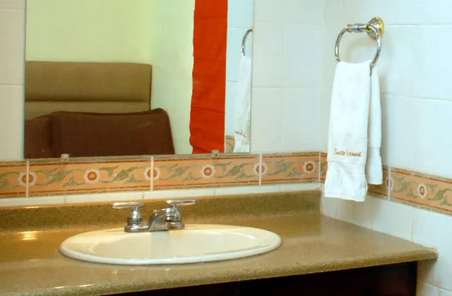 Hotel Suite Colonial Santo Domingo salle de bain